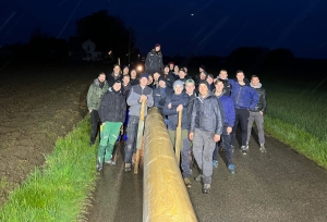 Erfolgreicher Maibaumklau bei der KLJB Walpertskirchen